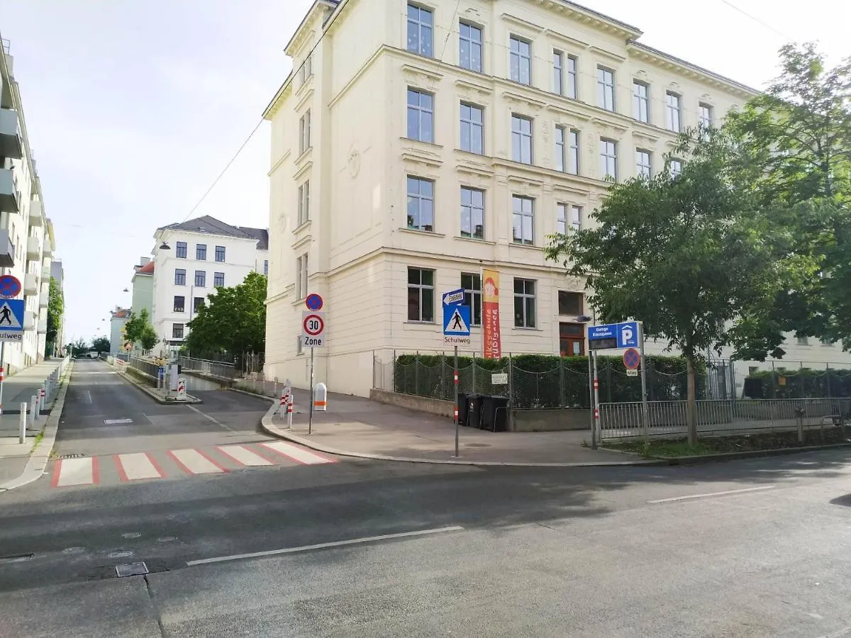Cozy Room In Ottakring Vienna 0*,  Austria